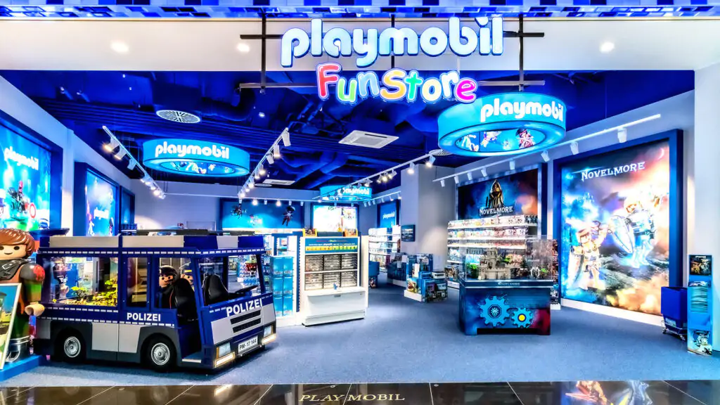 PLAYMOBIL FUN STORE 3